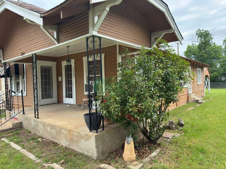 Property Image 4
